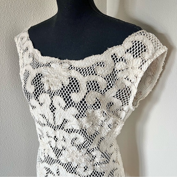 RARE • Free People Limited Edition Ana’s White Story Maxi Dress • - Picture 3 of 15